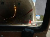 vjíždíme do tunelu